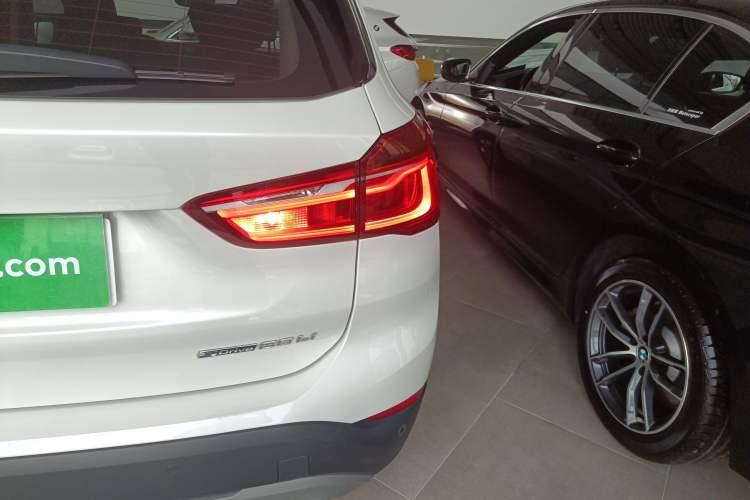 Used BMW X1 2019 sDrive20Li Leading Model Exterior 3
