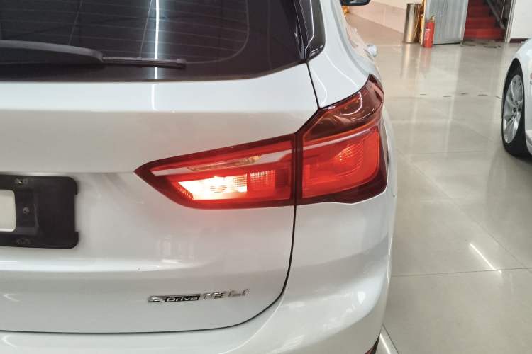 Used BMW X1 2019 sDrive18Li Fashion Model Exterior 3