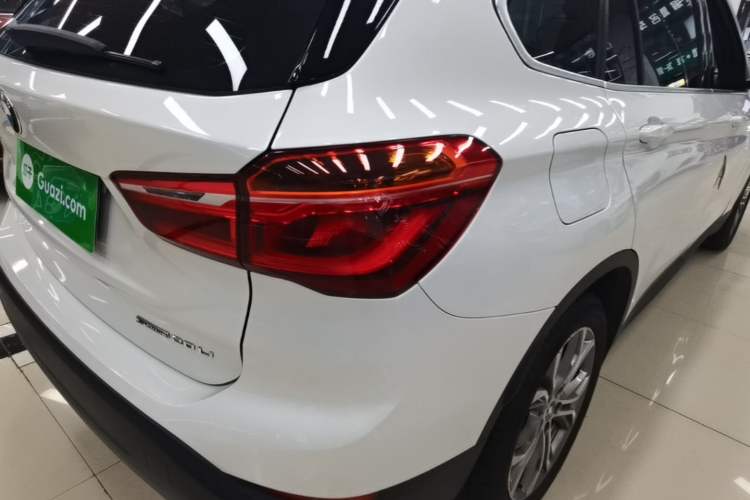 Used BMW X1 2019 sDrive20Li Leading Model Exterior 3