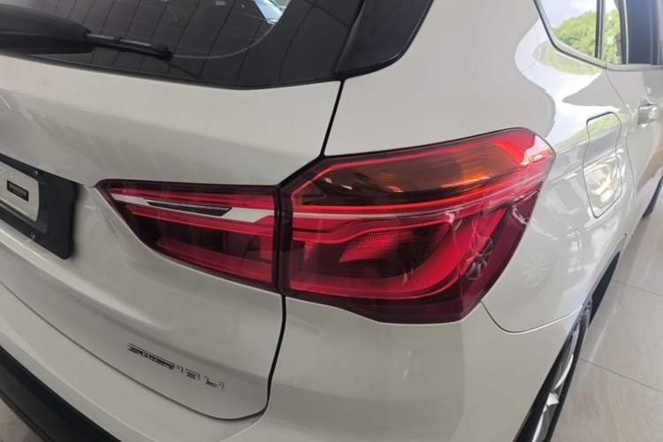 Used BMW X1 2019 sDrive18Li Fashion Model Exterior 3