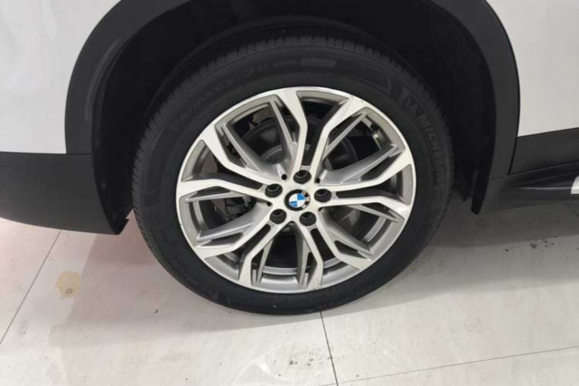 Used BMW X1 2019 sDrive20Li Leading Model Exterior 3
