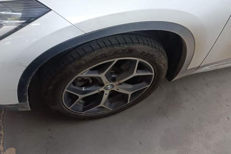 Used BMW X1 2019 xDrive20Li Luxury Model Exterior 4