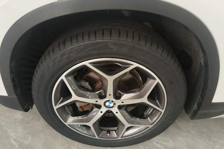 Used BMW X1 2019 sDrive18Li Premium Edition Exterior 4