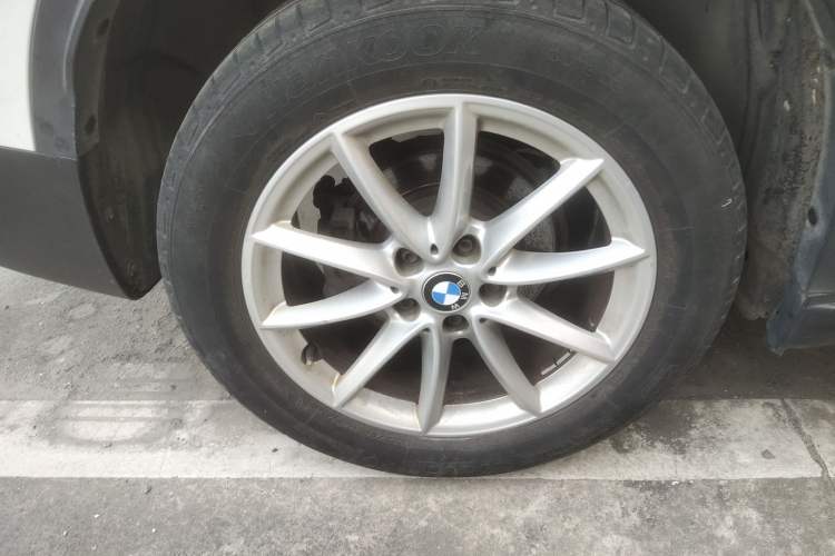 Used BMW X1 2019 sDrive18Li Fashion Model Exterior 4