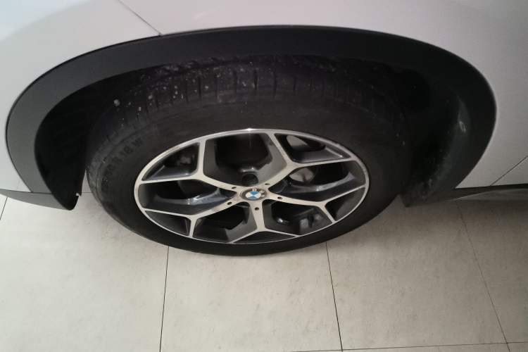 Used BMW X1 2019 sDrive18Li Premium Edition Exterior 4