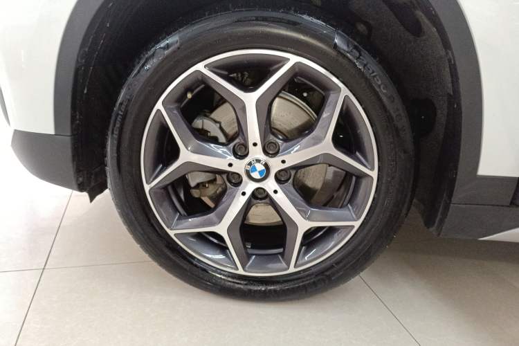 Used BMW X1 2019 sDrive18Li Premium Edition Exterior 4