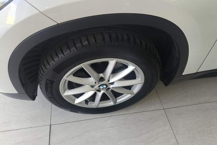 Used BMW X1 2019 sDrive18Li Fashion Model Exterior 4