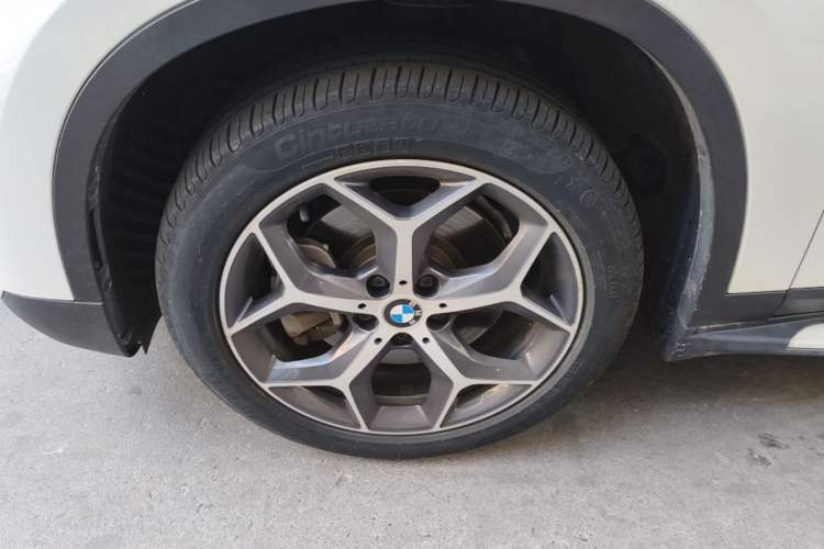 Used BMW X1 2019 xDrive20Li Luxury Model Exterior 4