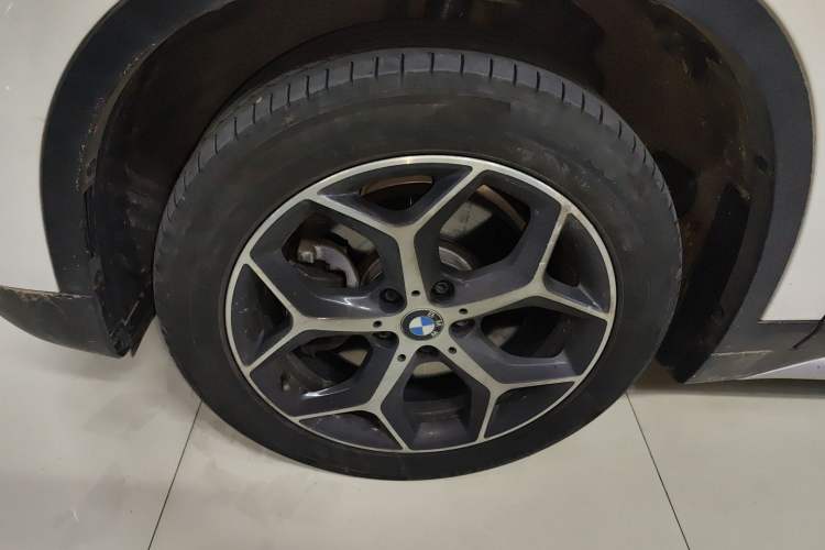 Used BMW X1 2019 xDrive20Li Luxury Model Exterior 4