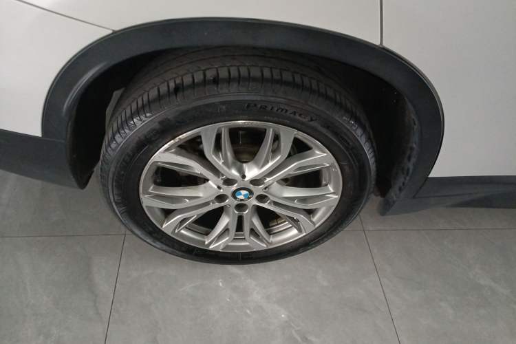 Used BMW X1 2019 sDrive20Li Leading Model Exterior 5