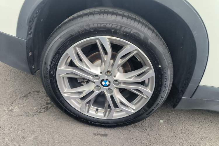 Used BMW X1 2019 sDrive20Li Leading Model Exterior 5