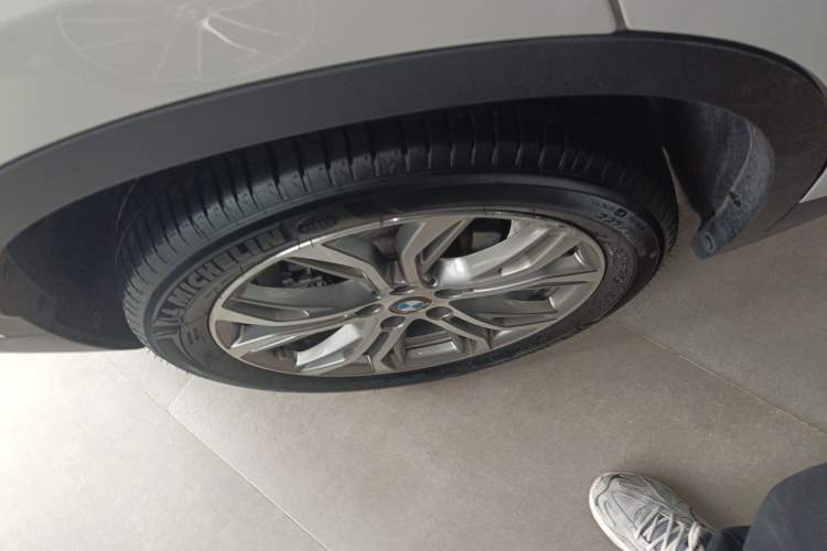 Used BMW X1 2019 sDrive20Li Leading Model Exterior 5