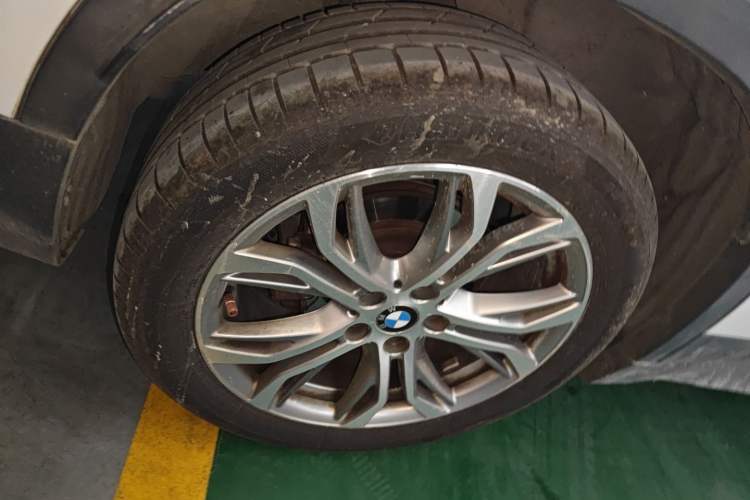 Used BMW X1 2019 sDrive20Li Leading Model Exterior 5