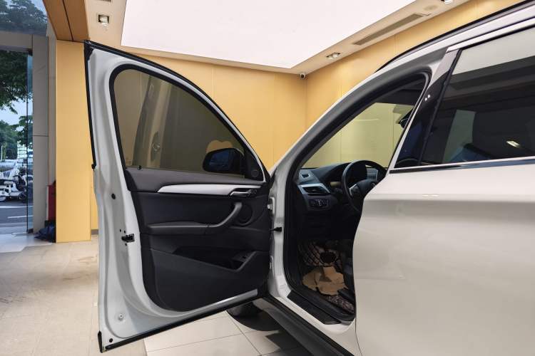 Used BMW X1 2019 sDrive18Li Fashion Model Exterior 6