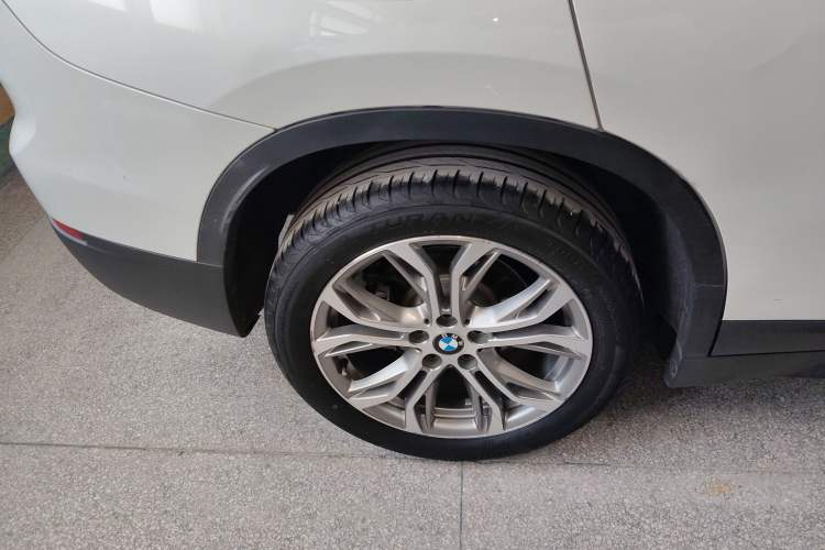 Used BMW X1 2019 sDrive20Li Leading Model Exterior 8