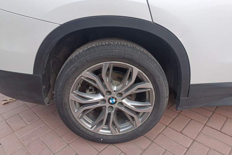 Used BMW X1 2019 sDrive20Li Leading Model Exterior 8