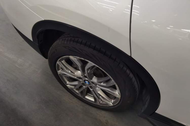 Used BMW X1 2019 sDrive20Li Leading Model Exterior 8