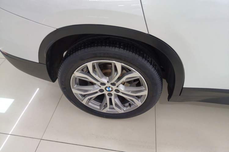 Used BMW X1 2019 sDrive20Li Leading Model Exterior 8