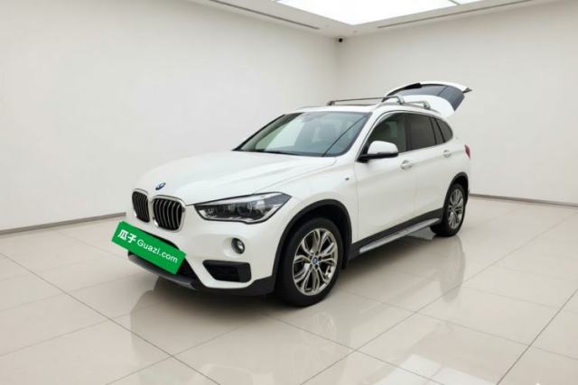 BMW X1 2019 sDrive20Li Leading Model с пробегом