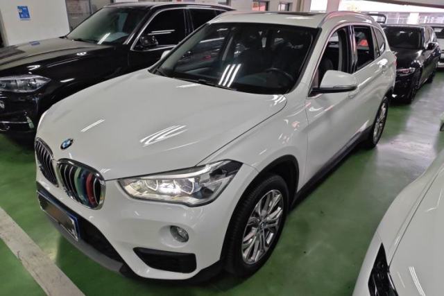 Ojetý BMW X1 2019 sDrive20Li Leading Model