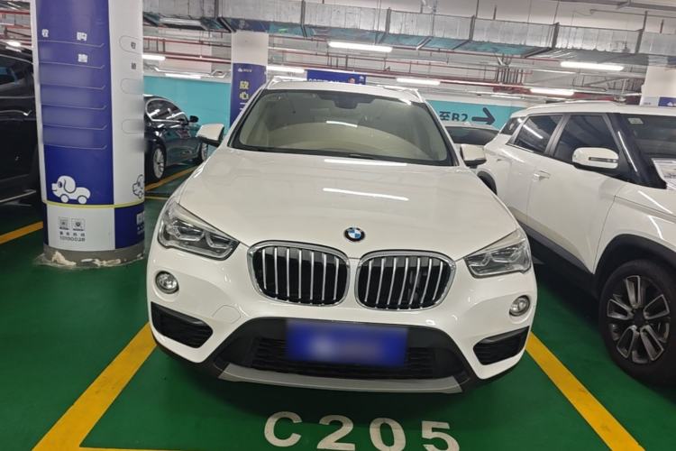 Used BMW X1 2019 sDrive20Li Leading Model Front
