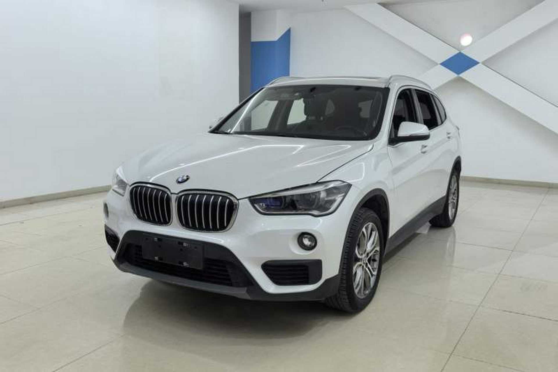 Used BMW X1 2019 sDrive20Li Leading Model Front Left 45 Deg
