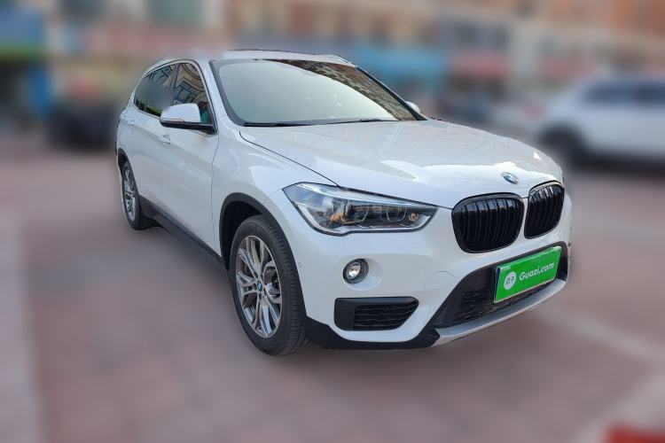 Used BMW X1 2019 sDrive20Li Leading Model Front Right 45 Deg