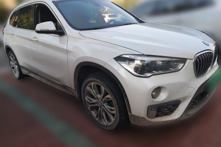 Used BMW X1 2019 sDrive20Li Leading Model Front Right 45 Deg