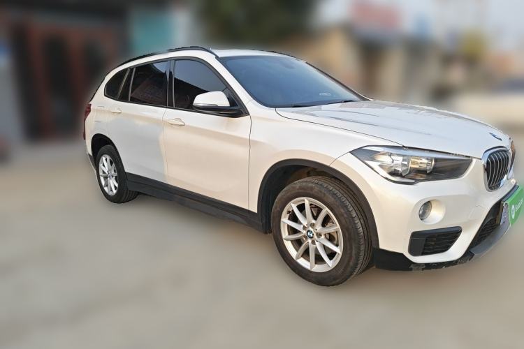 Used BMW X1 2019 sDrive18Li Fashion Model Front Right 45 Deg