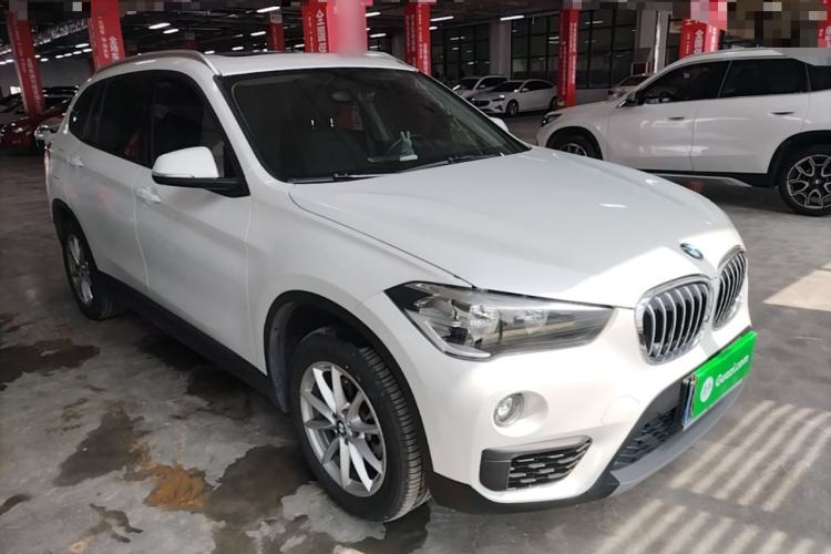 Used BMW X1 2019 sDrive18Li Fashion Model Front Right 45 Deg