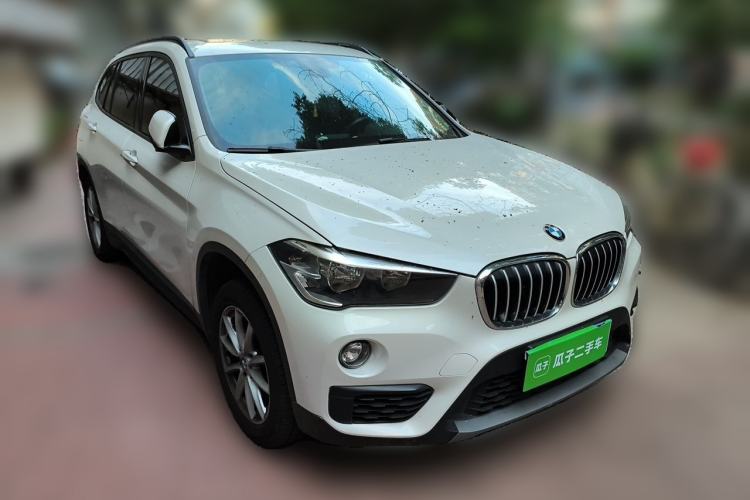 Used BMW X1 2019 sDrive18Li Fashion Model Front Right 45 Deg