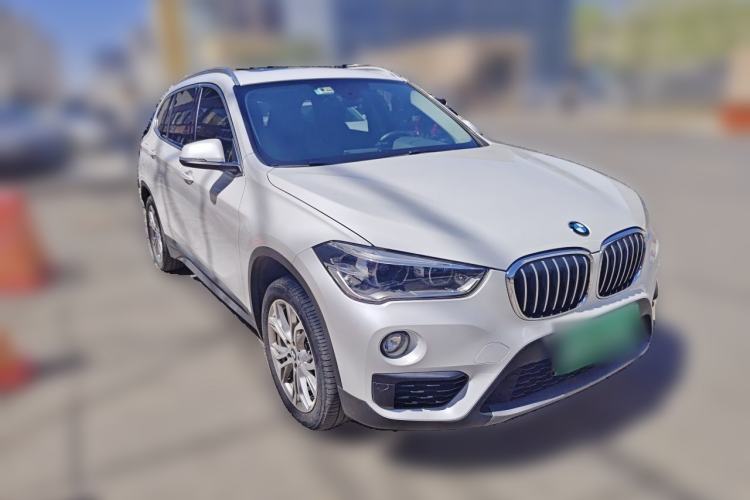 Used BMW X1 2019 sDrive20Li Leading Model Front Right 45 Deg