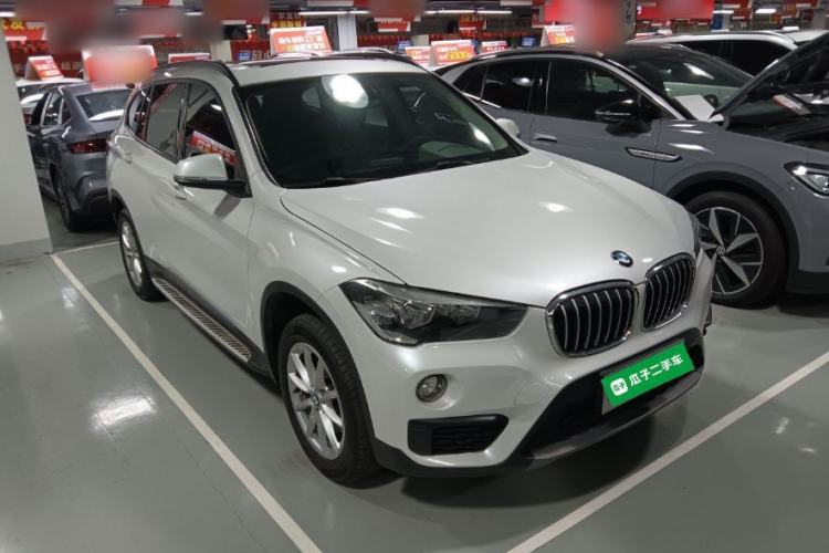 Used BMW X1 2019 sDrive18Li Fashion Model Front Right 45 Deg