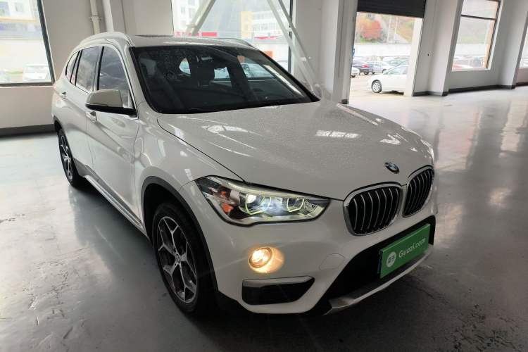 Used BMW X1 2019 xDrive20Li Luxury Model Front Right 45 Deg