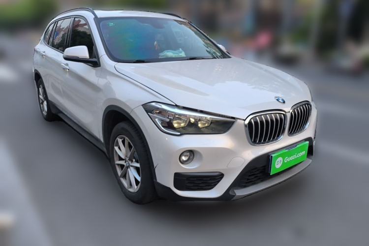 Used BMW X1 2019 sDrive18Li Fashion Model Front Right 45 Deg