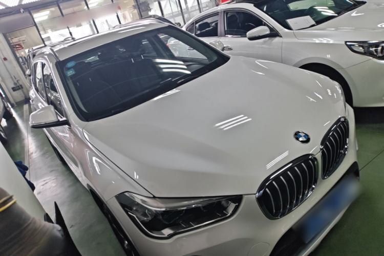 Used BMW X1 2019 sDrive18Li Premium Edition Front Right 45 Deg
