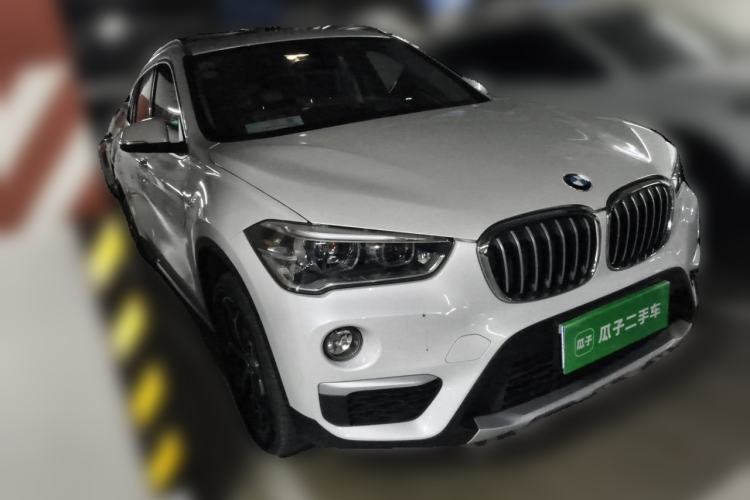 Used BMW X1 2019 xDrive20Li Luxury Model Front Right 45 Deg