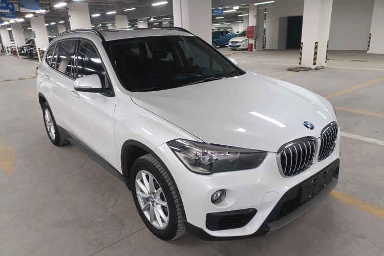 Used BMW X1 2019 sDrive18Li Fashion Model Front Right 45 Deg