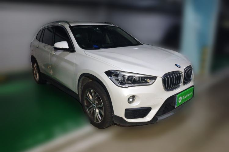 Used BMW X1 2019 sDrive20Li Leading Model Front Right 45 Deg