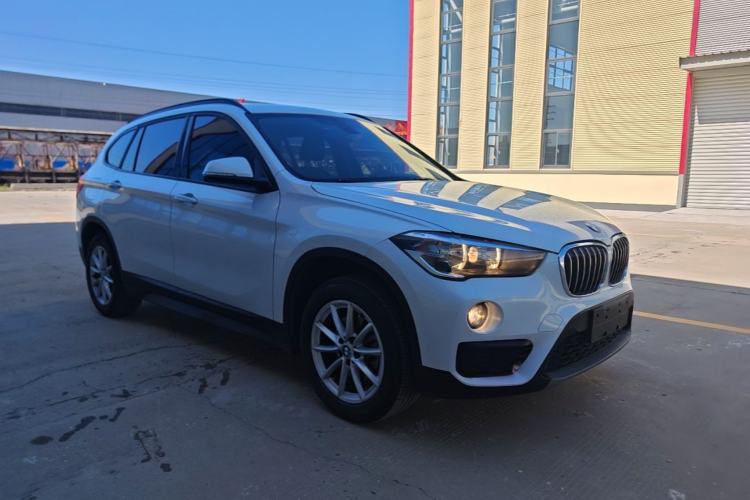 Used BMW X1 2019 sDrive18Li Fashion Model Front Right 45 Deg