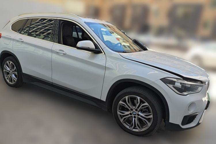 Used BMW X1 2019 sDrive20Li Leading Model Front Right 45 Deg