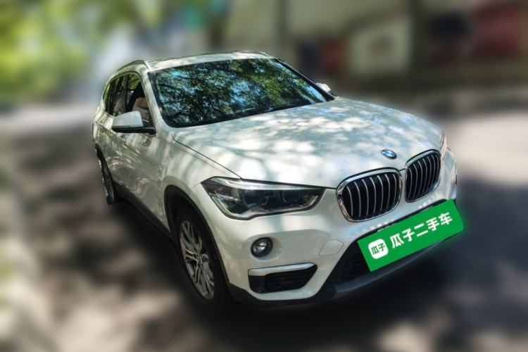 Used BMW X1 2019 sDrive20Li Leading Model Front Right 45 Deg