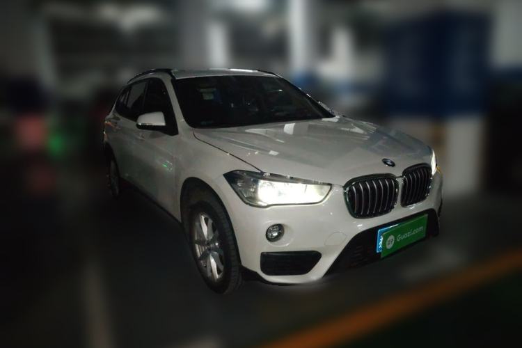 Used BMW X1 2019 sDrive18Li Fashion Model Front Right 45 Deg