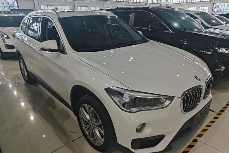 Used BMW X1 2019 sDrive20Li Leading Model Front Right 45 Deg