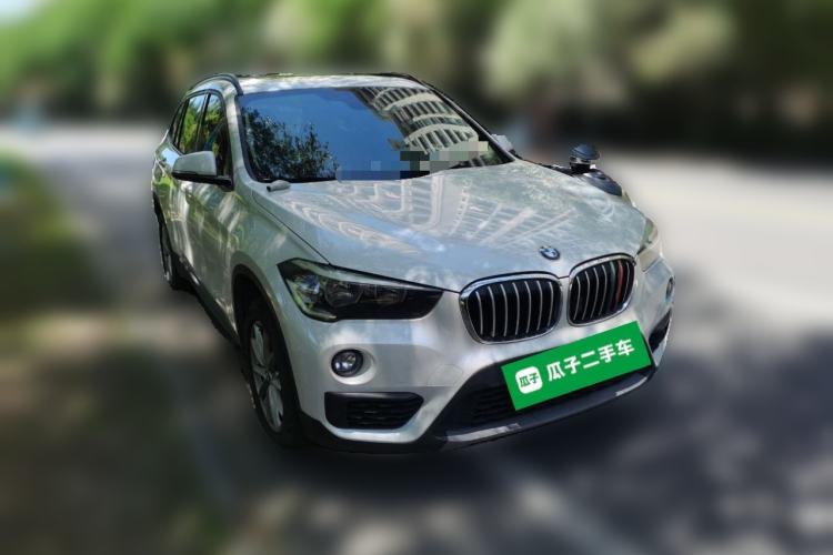 Used BMW X1 2019 sDrive18Li Fashion Model Front Right 45 Deg