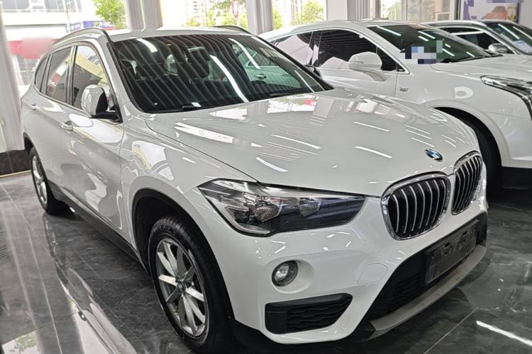 Used BMW X1 2019 sDrive18Li Fashion Model Front Right 45 Deg