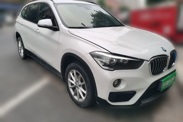 Used BMW X1 2019 sDrive18Li Fashion Model Front Right 45 Deg