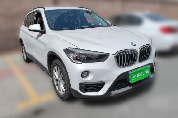 Used BMW X1 2019 sDrive18Li Fashion Model Front Right 45 Deg