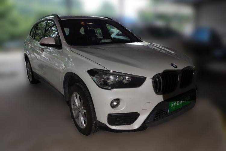 Used BMW X1 2019 sDrive18Li Fashion Model Front Right 45 Deg