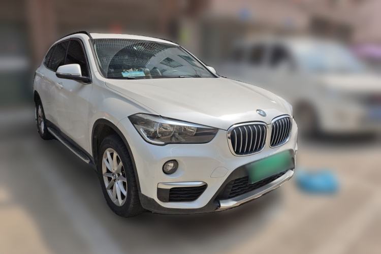 Used BMW X1 2019 sDrive18Li Fashion Model Front Right 45 Deg